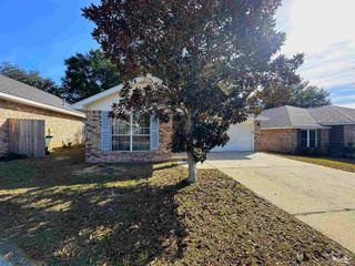 7909 Cayenne Way, Pensacola, FL 32526