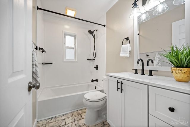 7252 Osceola Drive, Madeira, OH 45243