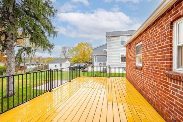 7252 Osceola Drive, Madeira, OH 45243