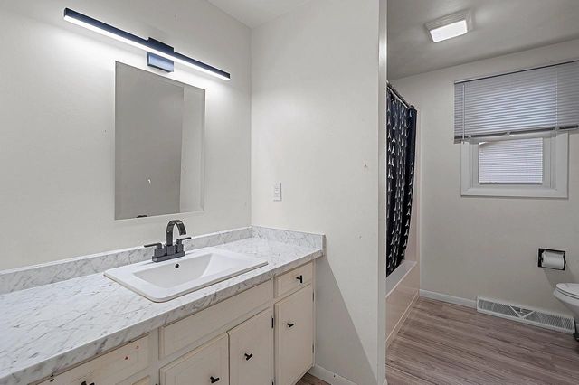 1540 E PLAZA DRIVE, Appleton, WI 54915