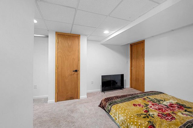 1540 E PLAZA DRIVE, Appleton, WI 54915