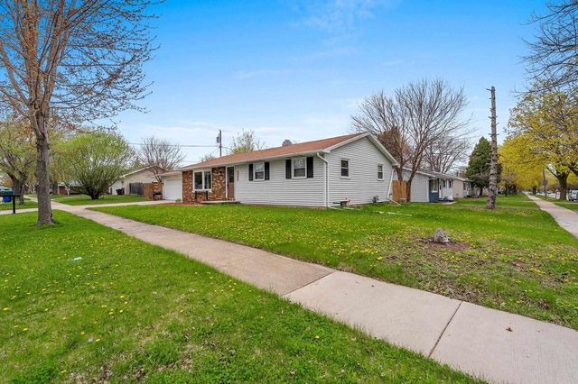 1540 E PLAZA DRIVE, Appleton, WI 54915