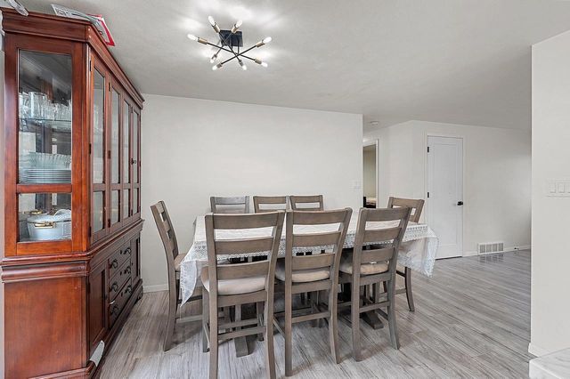1540 E PLAZA DRIVE, Appleton, WI 54915
