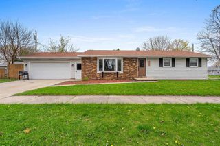 1540 E PLAZA DRIVE, Appleton, WI 54915