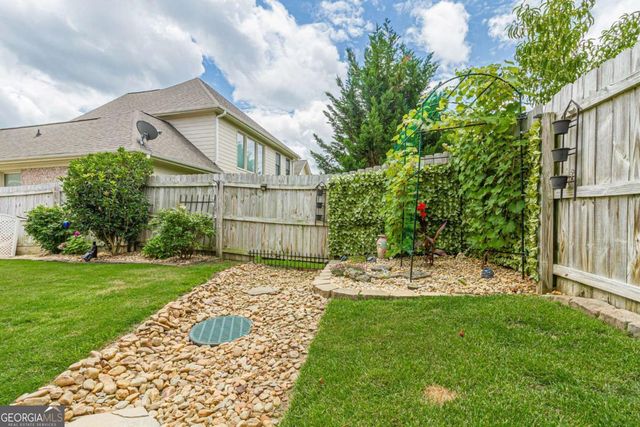 714 Arbor Cove, Loganville, GA 30052