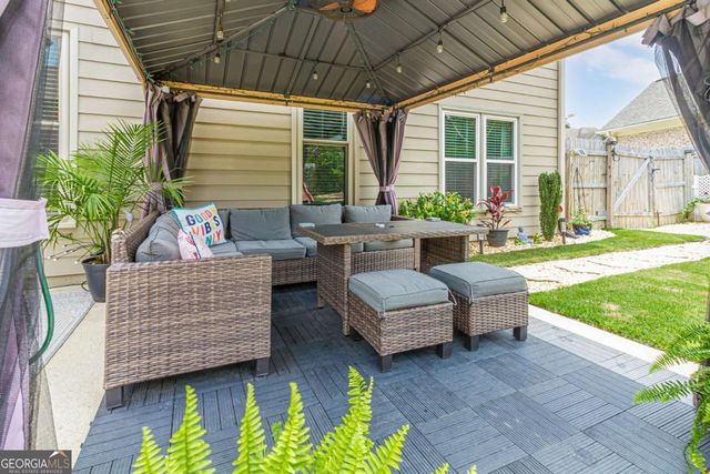 714 Arbor Cove, Loganville, GA 30052