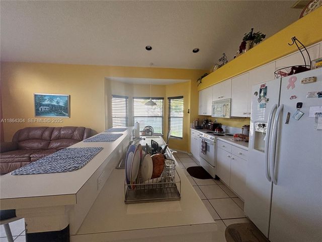 18581 NW 23rd Street, Pembroke Pines, FL 33029