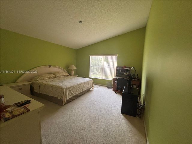 18581 NW 23rd Street, Pembroke Pines, FL 33029