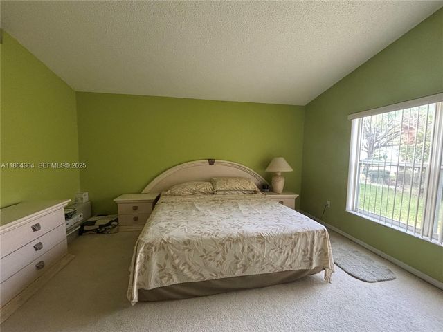 18581 NW 23rd Street, Pembroke Pines, FL 33029