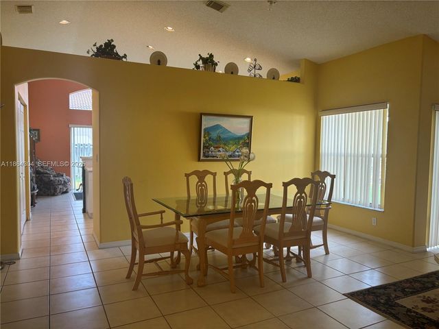 18581 NW 23rd Street, Pembroke Pines, FL 33029