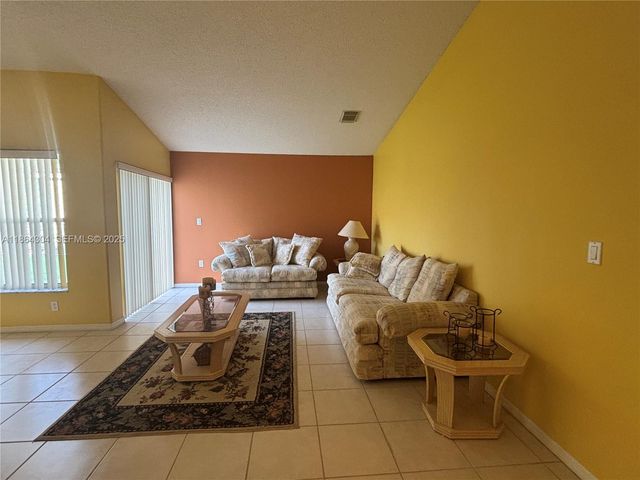 18581 NW 23rd Street, Pembroke Pines, FL 33029