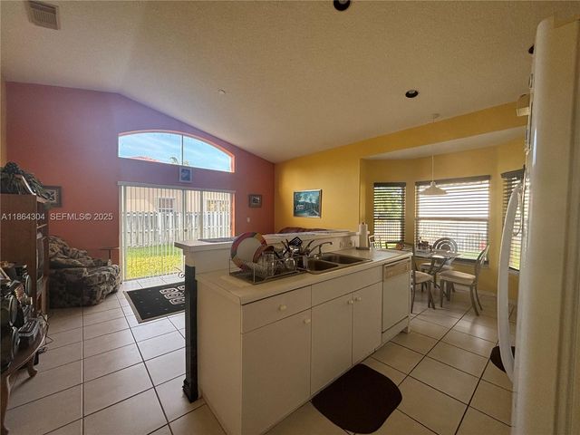 18581 NW 23rd Street, Pembroke Pines, FL 33029