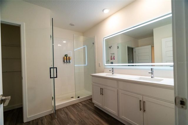 400 CHAYNE PLACE, St Cloud, FL 34771