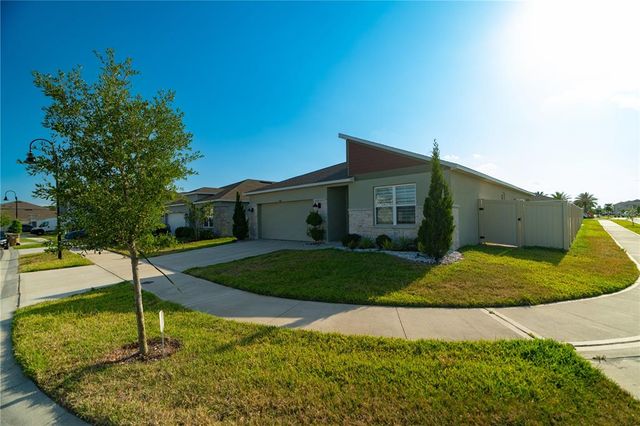 400 CHAYNE PLACE, St Cloud, FL 34771