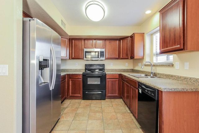 7816 S 48th Drive, Laveen, AZ 85339