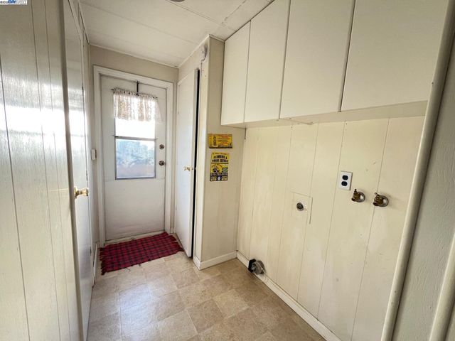 4141 Deep Creek Rd. 180, Fremont, CA 94555