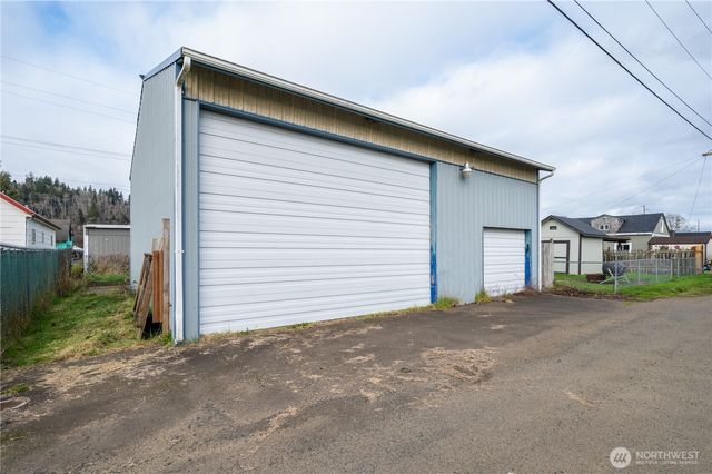 2826 Pacific Avenue, Hoquiam, WA 98550