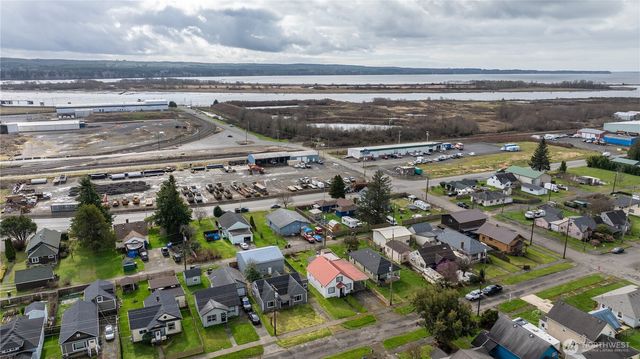 2826 Pacific Avenue, Hoquiam, WA 98550