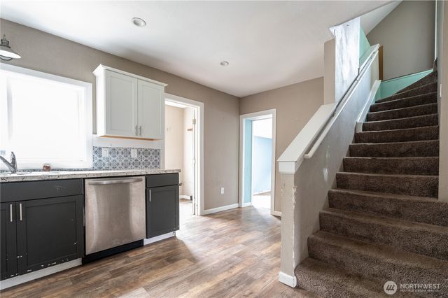 2826 Pacific Avenue, Hoquiam, WA 98550