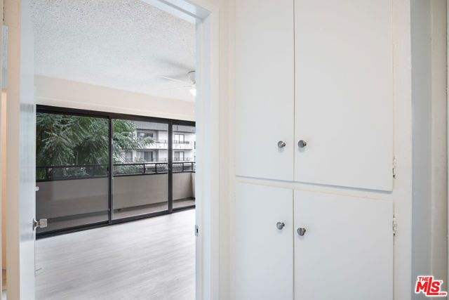 7540 W HAMPTON Avenue 202, West Hollywood, CA 90046