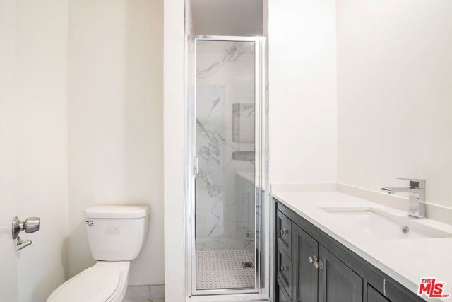 7540 W HAMPTON Avenue 202, West Hollywood, CA 90046