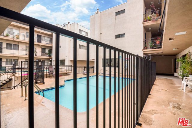 7540 W HAMPTON Avenue 202, West Hollywood, CA 90046