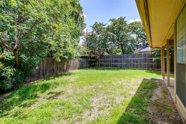 5909 Kesler Drive, Arlington, TX 76017