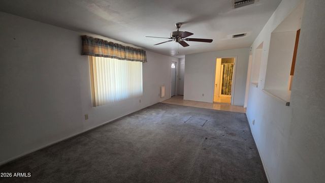 8814 W AVALON Drive, Phoenix, AZ 85037