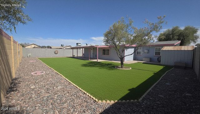 8814 W AVALON Drive, Phoenix, AZ 85037