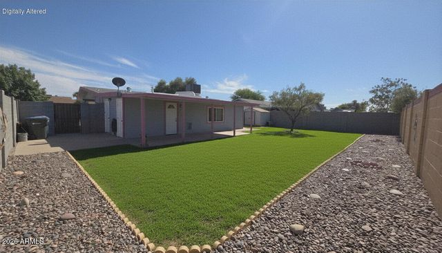8814 W AVALON Drive, Phoenix, AZ 85037
