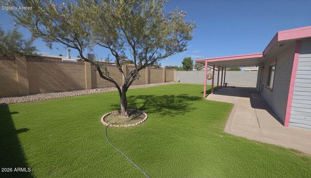 8814 W AVALON Drive, Phoenix, AZ 85037