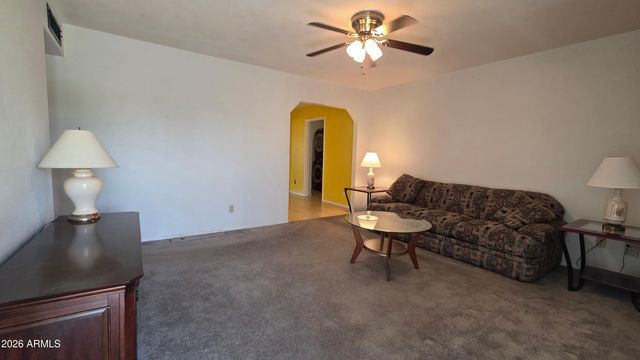 8814 W AVALON Drive, Phoenix, AZ 85037