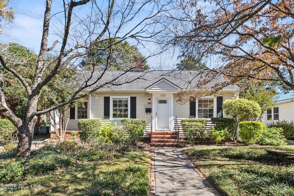 102 N 25th Street, Wilmington, NC 28405