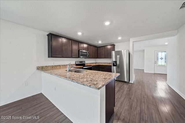 2528 Fleming Avenue SW, Palm Bay, FL 32908