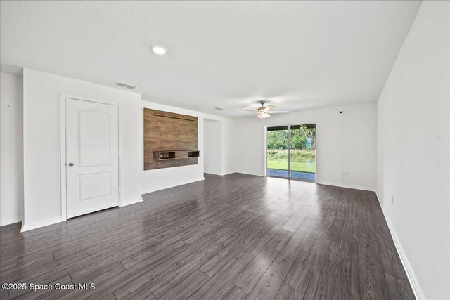 2528 Fleming Avenue SW, Palm Bay, FL 32908