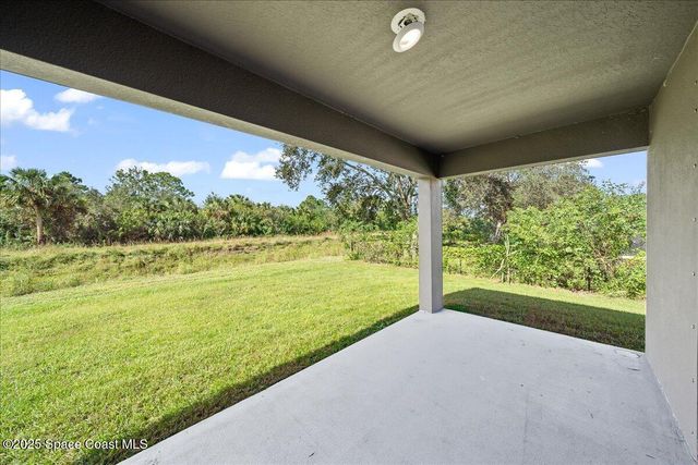 2528 Fleming Avenue SW, Palm Bay, FL 32908