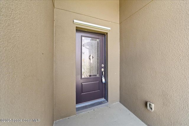2528 Fleming Avenue SW, Palm Bay, FL 32908