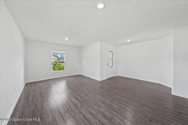 2528 Fleming Avenue SW, Palm Bay, FL 32908
