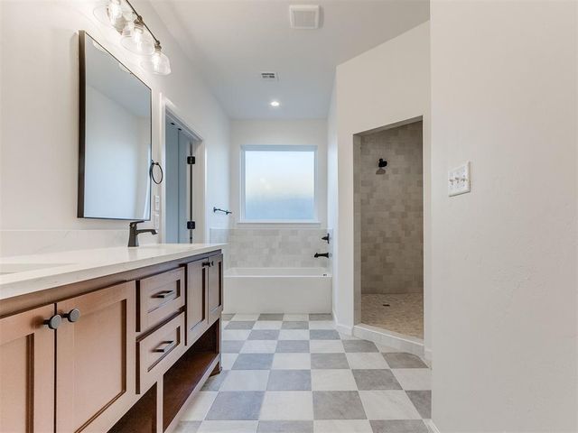 124 W 4th Street, Arcadia, OK 73007