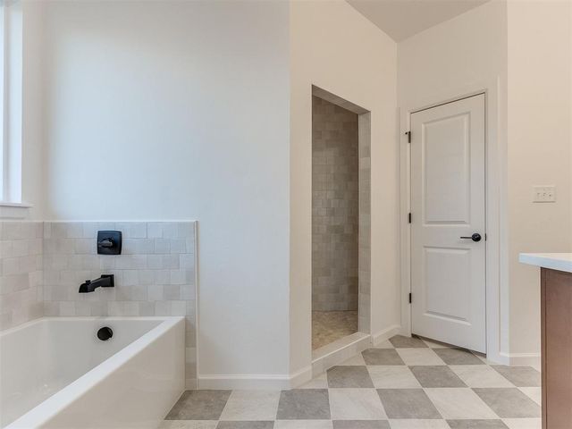 124 W 4th Street, Arcadia, OK 73007