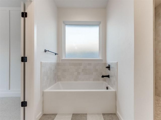 124 W 4th Street, Arcadia, OK 73007