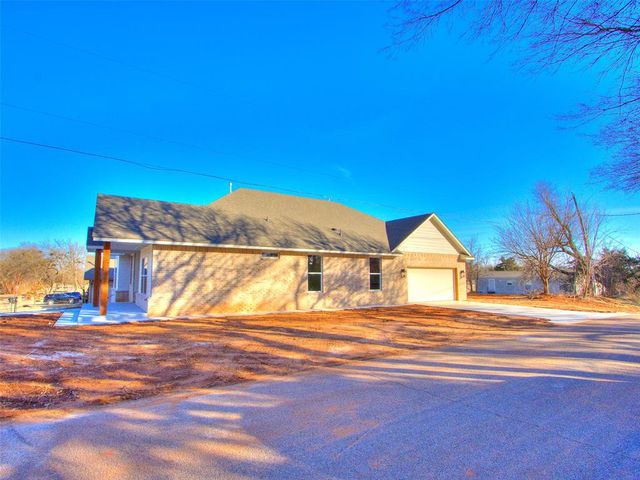 124 W 4th Street, Arcadia, OK 73007