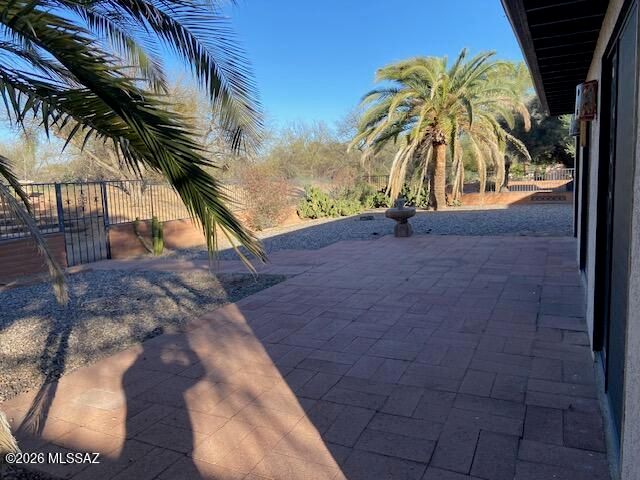 137 E San Vincent Drive, Green Valley, AZ 85614