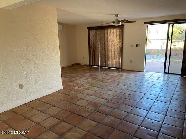 137 E San Vincent Drive, Green Valley, AZ 85614