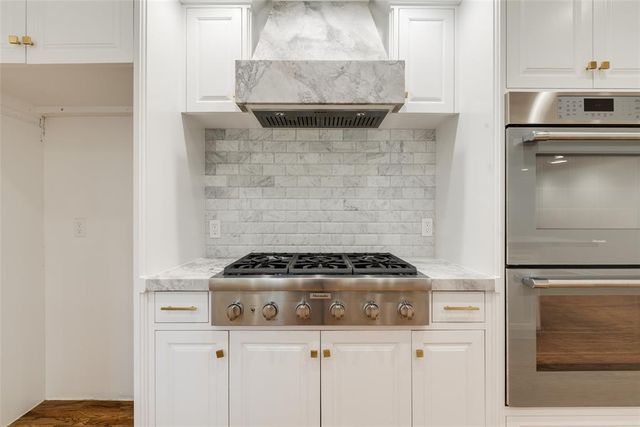 7009 Trenton Road, Nichols Hills, OK 73116