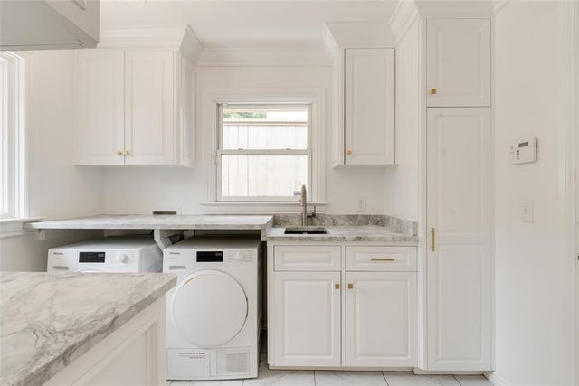 7009 Trenton Road, Nichols Hills, OK 73116