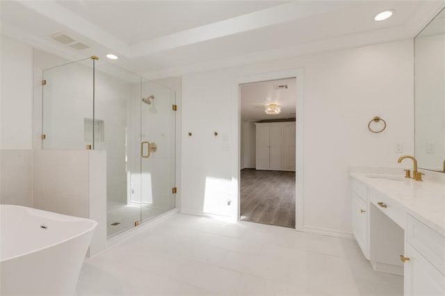 7009 Trenton Road, Nichols Hills, OK 73116