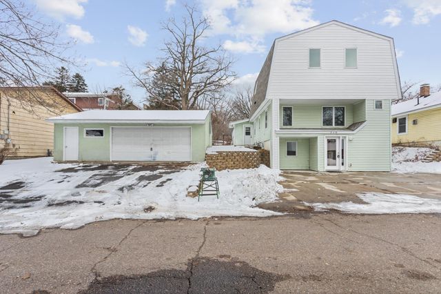 326 Faversham, Willernie, MN 55090