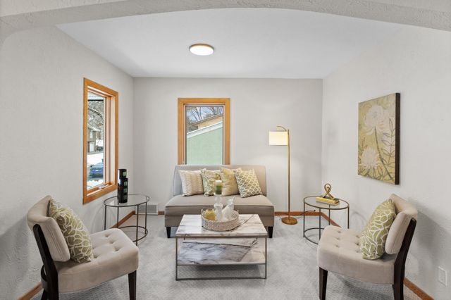 326 Faversham, Willernie, MN 55090