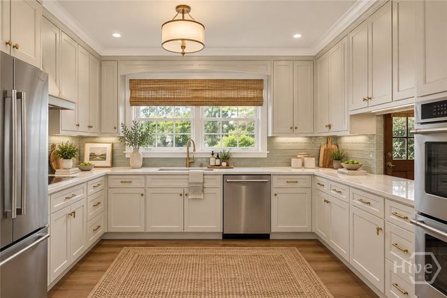 102 Devonshire Road, Savannah, GA 31410